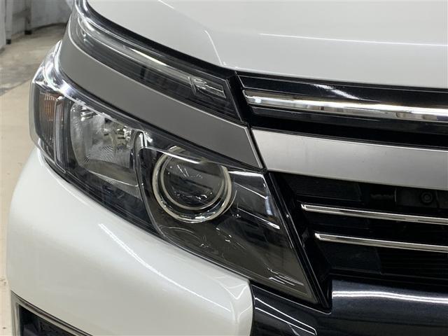 ヴォクシー ＺＳ　煌ＩＩ　フルセグ　メモリーナビ　ＤＶＤ再生　後席モニター　バックカメラ　衝突被害軽減システム　ＥＴＣ　両側電動スライド　ＬＥＤヘッドランプ　ウオークスルー　乗車定員７人　３列シート　アイドリングストップ（39枚目）