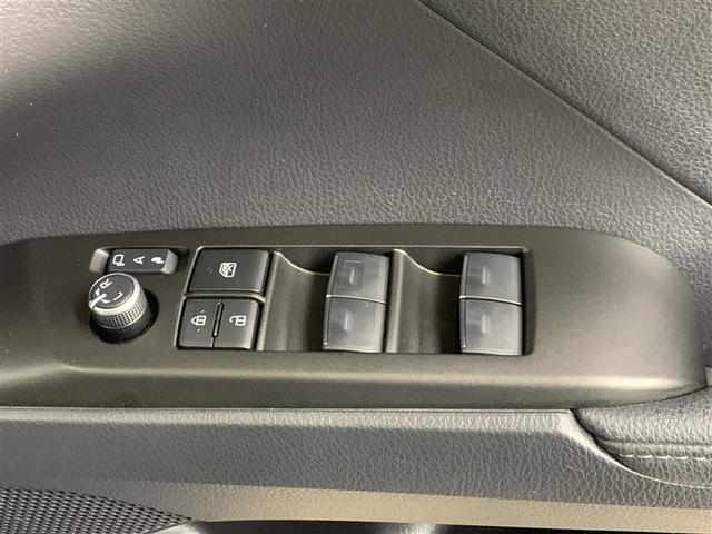 カムリ Ｇレザーパッケージ　革シート　フルセグ　メモリーナビ　ミュージックプレイヤー接続可　バックカメラ　衝突被害軽減システム　ＥＴＣ　ドラレコ　ＬＥＤヘッドランプ（32枚目）