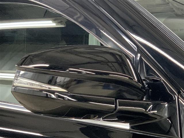 �X�^�C���b�V���ȃf�U�C���̃E�C���J�[�����h�A�~���[