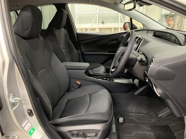 プリウス Ａ　フルセグ　メモリーナビ　ＤＶＤ再生　バックカメラ　衝突被害軽減システム　ＥＴＣ　ドラレコ　ＬＥＤヘッドランプ　ワンオーナー（9枚目）