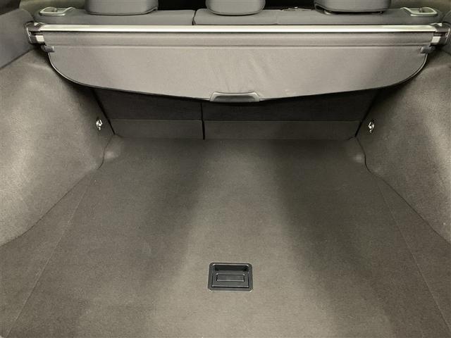 プリウス Ａ　フルセグ　メモリーナビ　ＤＶＤ再生　バックカメラ　衝突被害軽減システム　ＥＴＣ　ドラレコ　ＬＥＤヘッドランプ　ワンオーナー（11枚目）