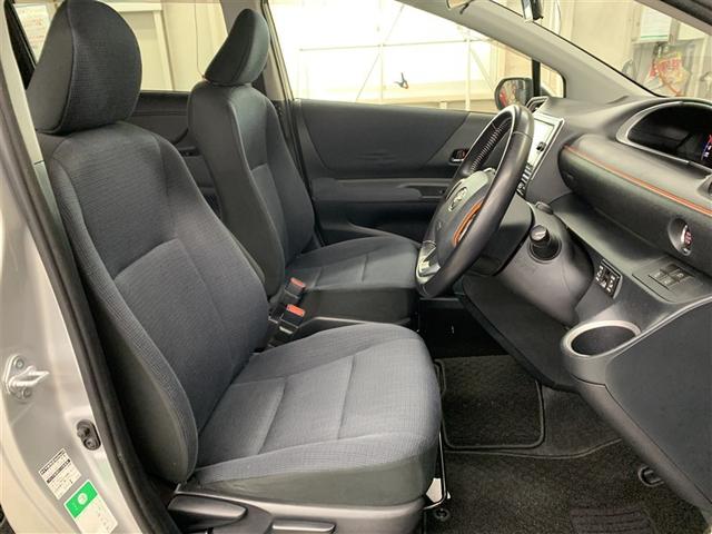 シエンタ Ｇ　フルセグ　メモリーナビ　ＤＶＤ再生　バックカメラ　衝突被害軽減システム　ＥＴＣ　ドラレコ　両側電動スライド　ＬＥＤヘッドランプ　ウオークスルー　乗車定員７人　３列シート　ワンオーナー（9枚目）