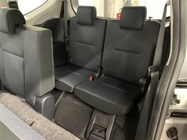 シエンタ Ｇ　フルセグ　メモリーナビ　ＤＶＤ再生　バックカメラ　衝突被害軽減システム　ＥＴＣ　ドラレコ　両側電動スライド　ＬＥＤヘッドランプ　ウオークスルー　乗車定員７人　３列シート　ワンオーナー（11枚目）