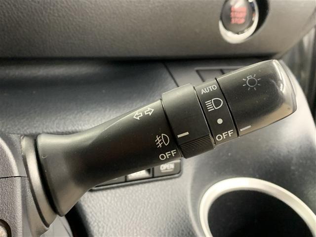 シエンタ Ｇ　フルセグ　メモリーナビ　ＤＶＤ再生　バックカメラ　衝突被害軽減システム　ＥＴＣ　ドラレコ　両側電動スライド　ＬＥＤヘッドランプ　ウオークスルー　乗車定員７人　３列シート　ワンオーナー（28枚目）