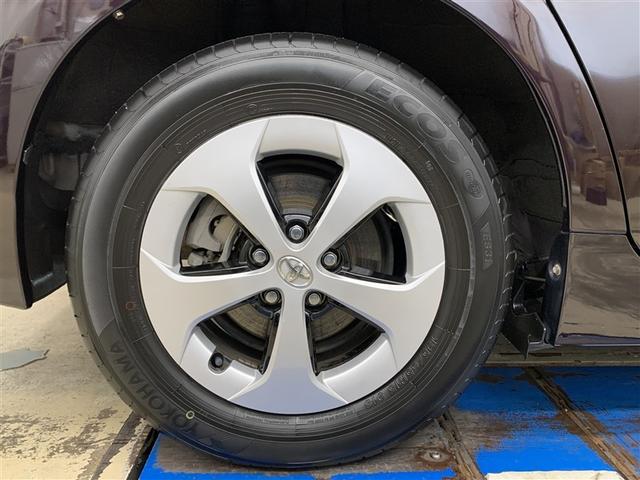 プリウス Ｓ　フルセグ　メモリーナビ　ＤＶＤ再生　ＥＴＣ　ＨＩＤヘッドライト　ワンオーナー（13枚目）