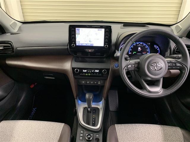 ヤリスクロス ハイブリッドＺ　４ＷＤ　メモリーナビ　ＤＶＤ再生　ミュージックプレイヤー接続可　バックカメラ　衝突被害軽減システム　ＥＴＣ　ドラレコ　ＬＥＤヘッドランプ　ワンオーナー（8枚目）