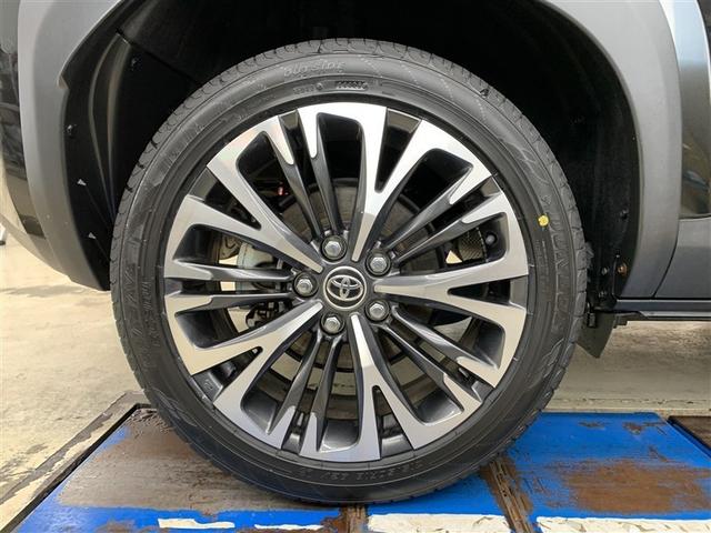 ヤリスクロス ハイブリッドＺ　４ＷＤ　メモリーナビ　ＤＶＤ再生　ミュージックプレイヤー接続可　バックカメラ　衝突被害軽減システム　ＥＴＣ　ドラレコ　ＬＥＤヘッドランプ　ワンオーナー（13枚目）