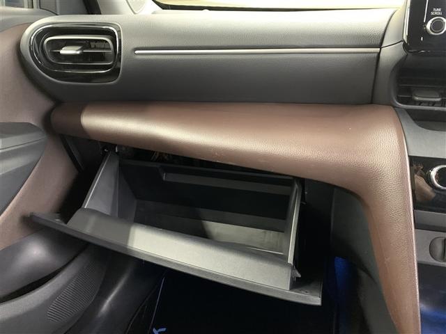 ヤリスクロス ハイブリッドＺ　４ＷＤ　メモリーナビ　ＤＶＤ再生　ミュージックプレイヤー接続可　バックカメラ　衝突被害軽減システム　ＥＴＣ　ドラレコ　ＬＥＤヘッドランプ　ワンオーナー（30枚目）