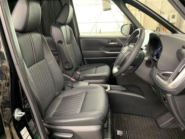 ノア ハイブリッドＳ－Ｚ　フルセグ　メモリーナビ　ＤＶＤ再生　ミュージックプレイヤー接続可　後席モニター　バックカメラ　衝突被害軽減システム　ＥＴＣ　両側電動スライド　ＬＥＤヘッドランプ　乗車定員７人　３列シート　ワンオーナー（9枚目）