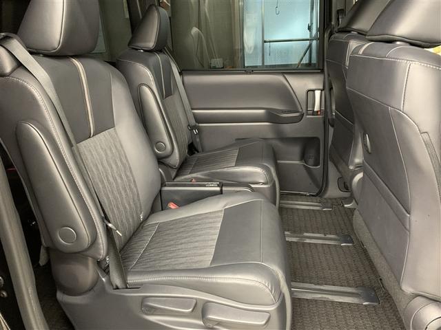 ノア ハイブリッドＳ－Ｚ　フルセグ　メモリーナビ　ＤＶＤ再生　ミュージックプレイヤー接続可　後席モニター　バックカメラ　衝突被害軽減システム　ＥＴＣ　両側電動スライド　ＬＥＤヘッドランプ　乗車定員７人　３列シート　ワンオーナー（10枚目）