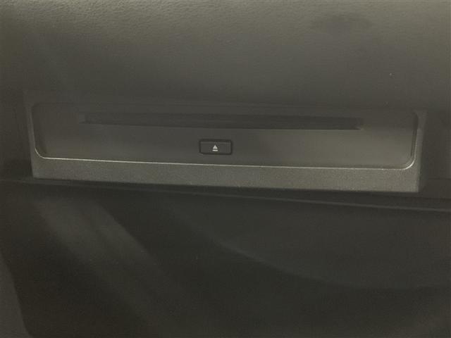 ノア ハイブリッドＳ－Ｚ　フルセグ　メモリーナビ　ＤＶＤ再生　ミュージックプレイヤー接続可　後席モニター　バックカメラ　衝突被害軽減システム　ＥＴＣ　両側電動スライド　ＬＥＤヘッドランプ　乗車定員７人　３列シート　ワンオーナー（20枚目）