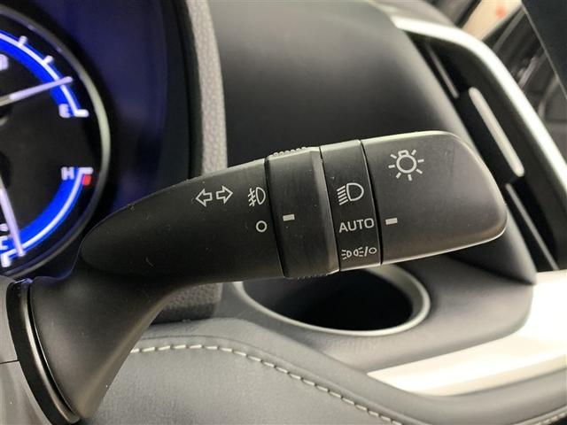 ノア ハイブリッドＳ－Ｚ　フルセグ　メモリーナビ　ＤＶＤ再生　ミュージックプレイヤー接続可　後席モニター　バックカメラ　衝突被害軽減システム　ＥＴＣ　両側電動スライド　ＬＥＤヘッドランプ　乗車定員７人　３列シート　ワンオーナー（32枚目）