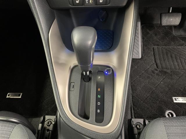 ヤリス ハイブリッドＺ　フルセグ　ミュージックプレイヤー接続可　バックカメラ　衝突被害軽減システム　ＥＴＣ　ドラレコ　ＬＥＤヘッドランプ（30枚目）