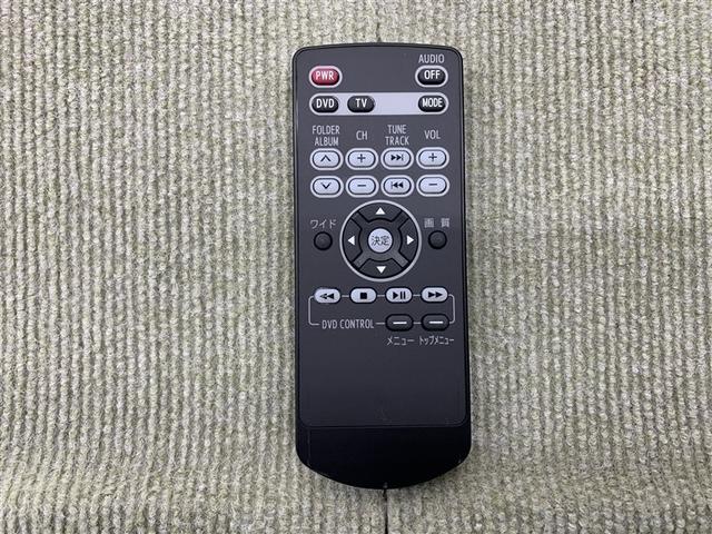 アルファード ２．５Ｓ　Ｃパッケージ　フルセグ　メモリーナビ　ＤＶＤ再生　後席モニター　バックカメラ　衝突被害軽減システム　ＥＴＣ　ドラレコ　両側電動スライド　ＬＥＤヘッドランプ　乗車定員７人　３列シート　ワンオーナー　フルエアロ（18枚目）