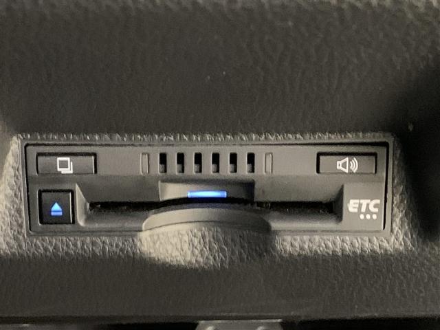 ＥＴＣ車載器付きです。高速道路の料金所もスムーズに通過できます。