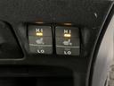 ハイブリッドＶ　ＥＴＣ　電動スライドドア　ＬＥＤヘッドランプ　乗車定員７人　３列シート（27枚目）