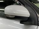 ウィンカー付きドアミラーです。おしゃれなだけでなく安全面にも寄与します。