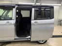 助手席側パワースライドドア付き!狭い駐車スペースなどでの乗り降りラクラク♪小さなお子さまのいるご家庭には嬉しい装備です。