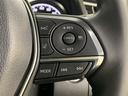 レーダークルーズコントロール(車速追従機能)付きです。車速に応じて追従支援してくれるので、ロングドライブも快適です。詳細は販売店スタッフまでおたずねください。