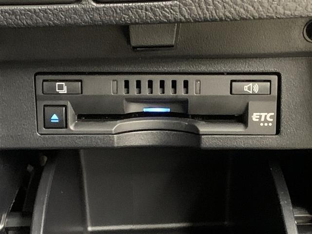 アルファード 2.5S タイプゴールド フルセグ メモリーナビ DVD再生 ミュージックプレイヤー接続可 後席モニター バックカメラ 衝突被害軽減システム ETC ドラレコ 両側電動スライド LEDヘッドランプ 乗車定員7人 3列シート(22枚目)