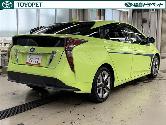 プリウス Ｓツーリングセレクション　フルセグ　メモリーナビ　ＤＶＤ再生　バックカメラ　ＥＴＣ　ＬＥＤヘッドランプ　ワンオーナー（5枚目）