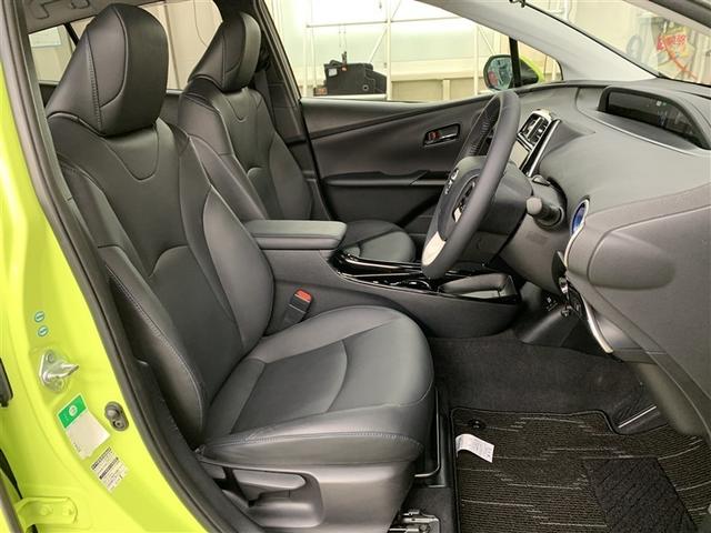 プリウス Ｓツーリングセレクション　フルセグ　メモリーナビ　ＤＶＤ再生　バックカメラ　ＥＴＣ　ＬＥＤヘッドランプ　ワンオーナー（8枚目）