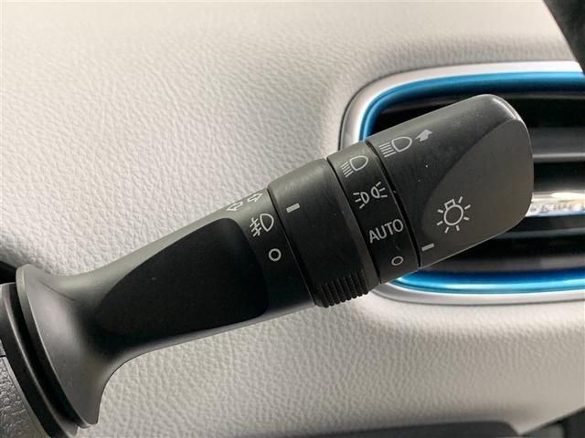 プリウスＰＨＶ Ａユーティリティプラス　フルセグ　メモリーナビ　ミュージックプレイヤー接続可　バックカメラ　衝突被害軽減システム　ＥＴＣ　ドラレコ　ＬＥＤヘッドランプ（27枚目）