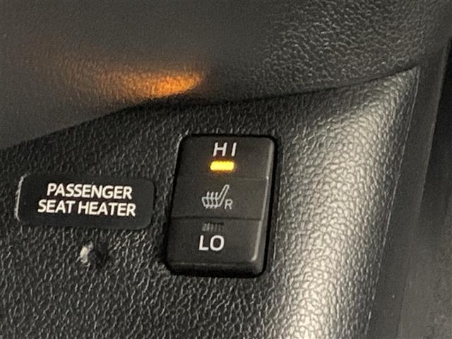 プリウスＰＨＶ Ａユーティリティプラス　フルセグ　メモリーナビ　ミュージックプレイヤー接続可　バックカメラ　衝突被害軽減システム　ＥＴＣ　ドラレコ　ＬＥＤヘッドランプ（30枚目）