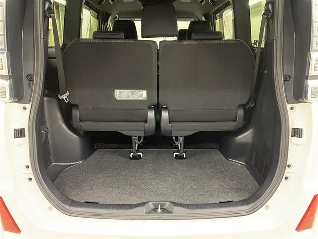 ヴォクシー ＺＳ　煌　フルセグ　メモリーナビ　ＤＶＤ再生　後席モニター　バックカメラ　衝突被害軽減システム　両側電動スライド　ＬＥＤヘッドランプ　ウオークスルー　乗車定員７人　３列シート　アイドリングストップ（12枚目）