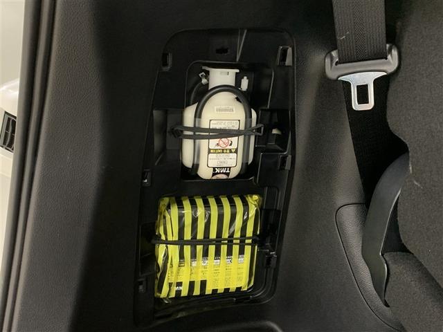 ヴォクシー ＺＳ　煌　フルセグ　メモリーナビ　ＤＶＤ再生　後席モニター　バックカメラ　衝突被害軽減システム　両側電動スライド　ＬＥＤヘッドランプ　ウオークスルー　乗車定員７人　３列シート　アイドリングストップ（13枚目）