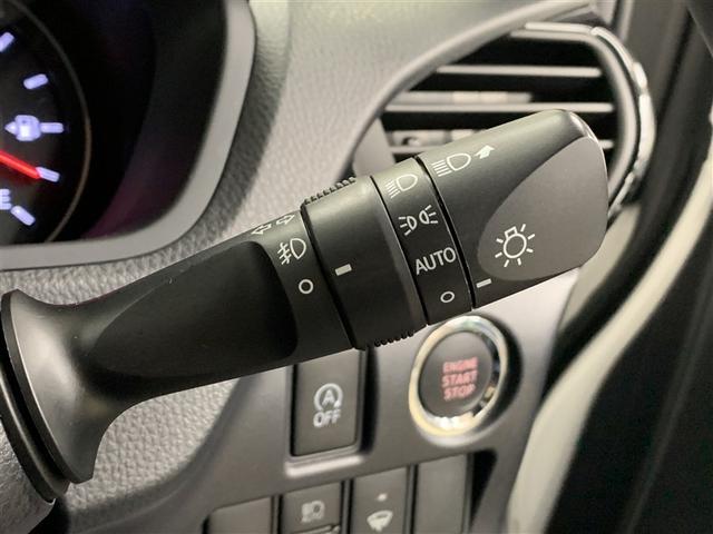 ヴォクシー ＺＳ　煌　フルセグ　メモリーナビ　ＤＶＤ再生　後席モニター　バックカメラ　衝突被害軽減システム　両側電動スライド　ＬＥＤヘッドランプ　ウオークスルー　乗車定員７人　３列シート　アイドリングストップ（29枚目）