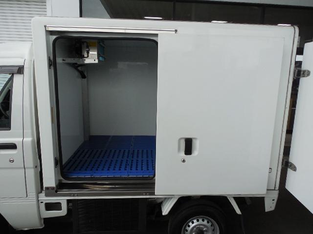 ハイゼットトラック 　中温冷凍車　デンソー製冷凍機－７℃設定　左側スライドドア（13枚目）