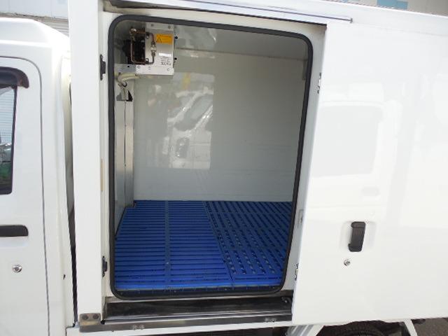 ハイゼットトラック 　中温冷凍車デンソー製冷凍機－７℃設定　左側スライドドア（14枚目）