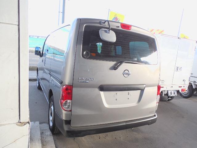 ＮＶ２００バネットバン ＤＸ　両側スライドドア　純正ＳＤナビ　ワンセグ　キーレス　ＥＴＣ　ＡＢＳ　エアバッグ　ドラレコ　ライトレベライザー（8枚目）