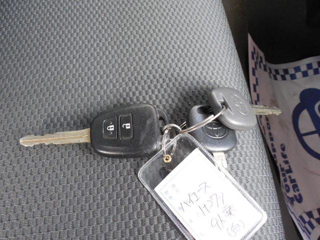 ハイエースバン ロングＤＸ　ディーゼルターボ４ＷＤ　３列９人乗り　ダブルエアコン　ダブルヒーター　排ガス浄化スイッチ（32枚目）