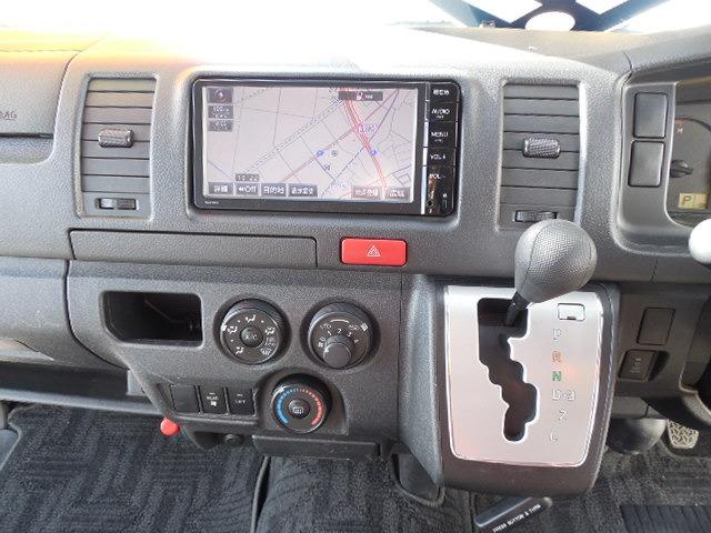 ハイエースバン ロングＤＸ　ディーゼルターボ４ＷＤ　車椅子仕様車Ｂタイプ　車椅子移動車１０人乗り　車椅子２基固定　スイングアームリフト　オートステップ　ダブルエアコン　ＳＤナビ　ワンセグ　バックカメラ（36枚目）