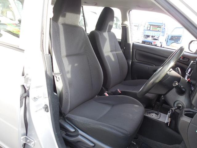 プロボックス ハイブリッドDX コンフォート 衝突軽減ブレーキ 車線逸脱警報 オートマチックハイビーム SDナビ バックカメラ キーレス ETC ABS ダブルSRS 横滑り防止装置 アイドリングストップ(11枚目)