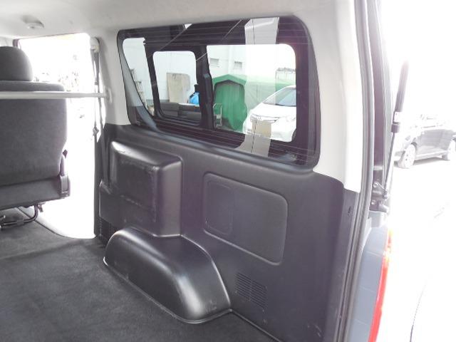 ハイエースバン ロングスーパーGL ディーゼルターボ4WD リアクーラー リアヒーター 両側スライドドア SDナビ フルセグ スマートキー ETC フォグ ABS エアバッグ 15AW(13枚目)