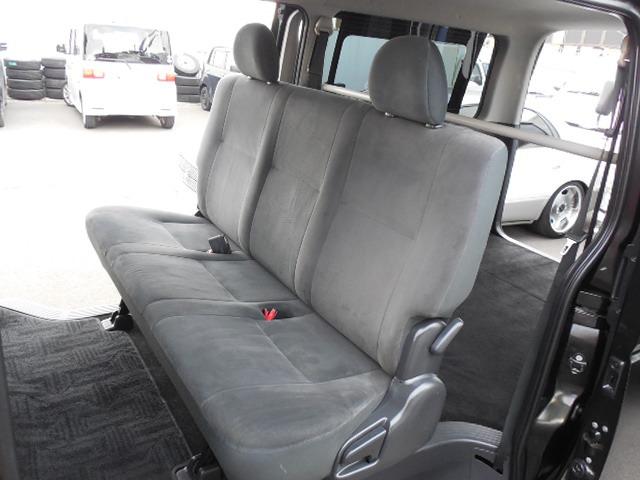 ハイエースバン ロングスーパーGL ディーゼルターボ4WD リアクーラー リアヒーター 両側スライドドア SDナビ フルセグ スマートキー ETC フォグ ABS エアバッグ 15AW(15枚目)