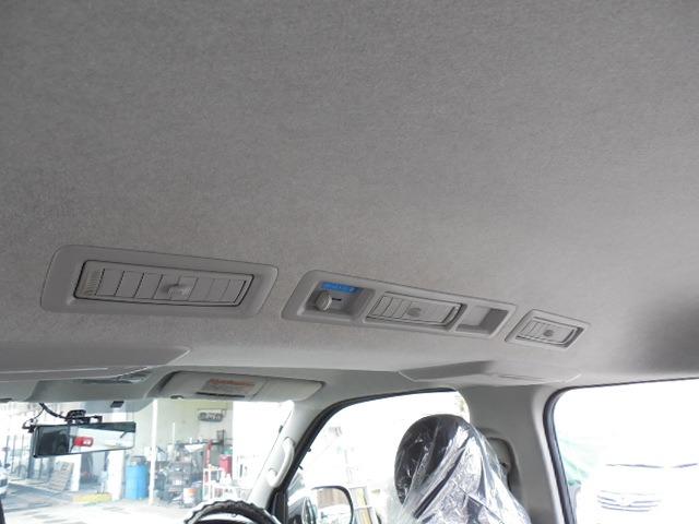 ハイエースバン ロングスーパーGL ディーゼルターボ4WD リアクーラー リアヒーター 両側スライドドア SDナビ フルセグ スマートキー ETC フォグ ABS エアバッグ 15AW(18枚目)