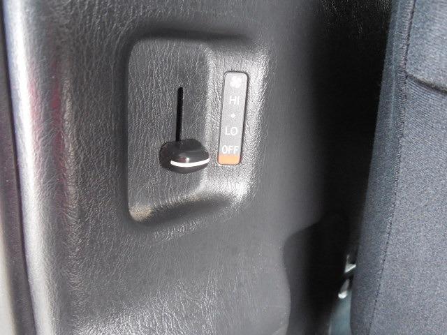 ハイエースバン ロングスーパーGL ディーゼルターボ4WD リアクーラー リアヒーター 両側スライドドア SDナビ フルセグ スマートキー ETC フォグ ABS エアバッグ 15AW(19枚目)