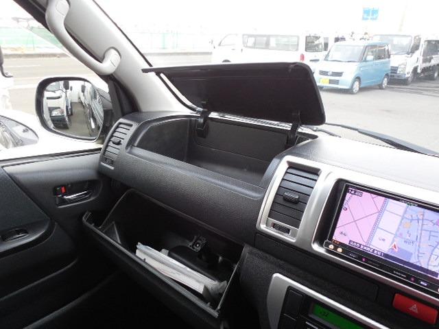 ハイエースバン ロングスーパーGL ディーゼルターボ4WD リアクーラー リアヒーター 両側スライドドア SDナビ フルセグ スマートキー ETC フォグ ABS エアバッグ 15AW(31枚目)