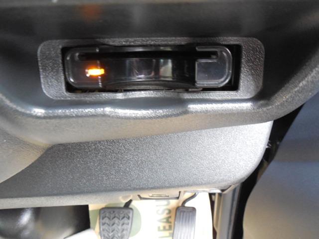 ハイエースバン ロングスーパーGL ディーゼルターボ4WD リアクーラー リアヒーター 両側スライドドア SDナビ フルセグ スマートキー ETC フォグ ABS エアバッグ 15AW(35枚目)