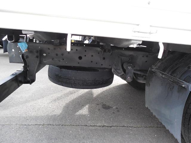 タイタントラック 　２ｔワイドロング全低床　３０ディーゼルターボ（16枚目）