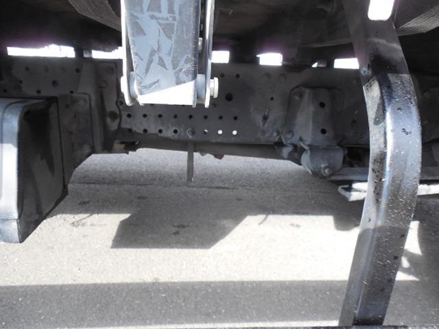 タイタントラック 　２ｔワイドロング全低床　３０ディーゼルターボ（20枚目）