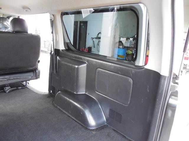 ハイエースバン ロングスーパーＧＬ　ディーゼルターボ４ＷＤ　モデリスタエアロ　リアクーラー　リアヒーター　社外１７ＡＷ　両側スライドドア　ＡＢＳ　ダブルＳＲＳ　ＨＩＤ　フォグ　ＳＤナビ　フルセグ　キーレス　ＥＴＣ（13枚目）