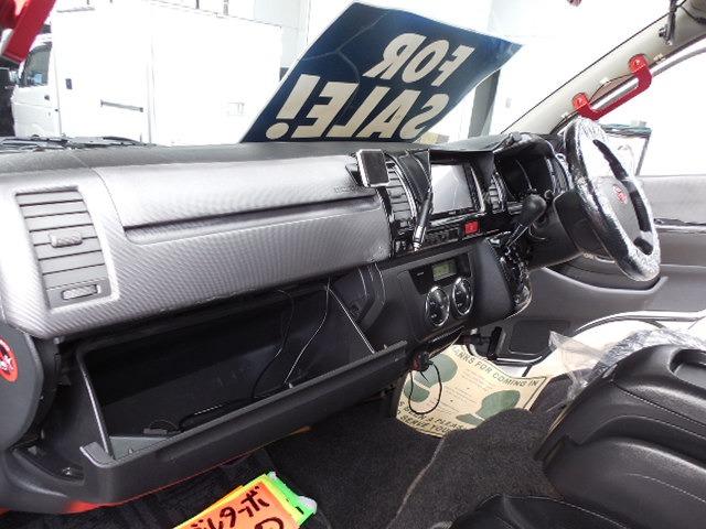 ハイエースバン ロングスーパーＧＬ　ディーゼルターボ４ＷＤ　モデリスタエアロ　リアクーラー　リアヒーター　社外１７ＡＷ　両側スライドドア　ＡＢＳ　ダブルＳＲＳ　ＨＩＤ　フォグ　ＳＤナビ　フルセグ　キーレス　ＥＴＣ（24枚目）