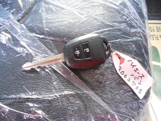 ハイエースバン ロングスーパーＧＬ　ディーゼルターボ４ＷＤ　モデリスタエアロ　リアクーラー　リアヒーター　社外１７ＡＷ　両側スライドドア　ＡＢＳ　ダブルＳＲＳ　ＨＩＤ　フォグ　ＳＤナビ　フルセグ　キーレス　ＥＴＣ（40枚目）