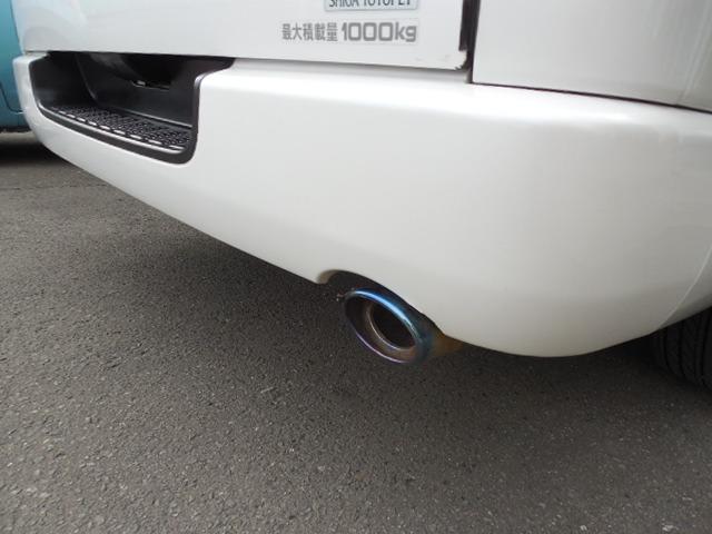 ハイエースバン ロングスーパーＧＬ　ディーゼルターボ４ＷＤ　モデリスタエアロ　リアクーラー　リアヒーター　社外１７ＡＷ　両側スライドドア　ＡＢＳ　ダブルＳＲＳ　ＨＩＤ　フォグ　ＳＤナビ　フルセグ　キーレス　ＥＴＣ（44枚目）