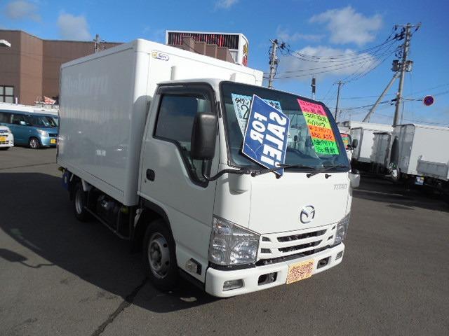 タイタントラック 　１．５ｔ冷凍冷蔵車　３０ＤＥ－ＴＢ　トープレ製冷凍機－３０℃設定　左サイドドア　スタンバイ付　左側電動格納ミラー　バックカメラ　キーレス　ＥＴＣ　フォグ　ＡＢＳ　ダブルＳＲＳ　アイドリングストップ（6枚目）